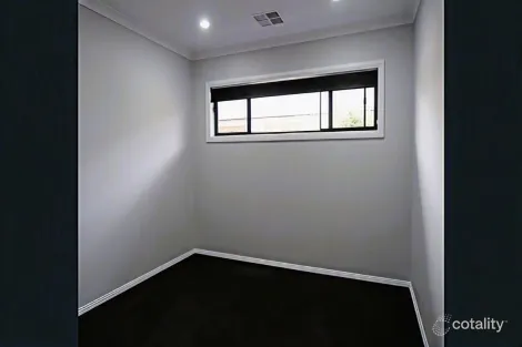 Property photo of 16 Levy Court Benalla VIC 3672
