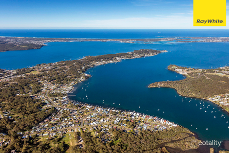 Property photo of 131 Kilaben Road Kilaben Bay NSW 2283