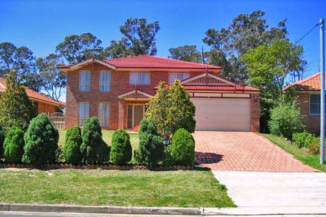 19 Brewer Cres, South Wentworthville, NSW 2145