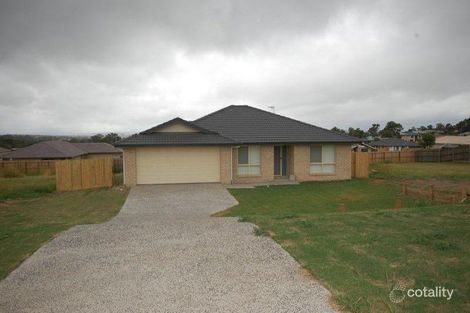 28 Capital Dr, Rosenthal Heights, QLD 4370