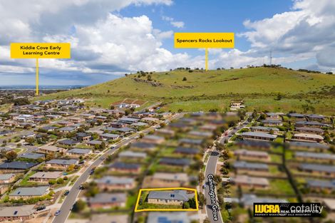 Property photo of 11 Cannington Grove Sunbury VIC 3429
