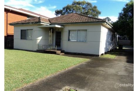 2/61 Newman St, Merrylands, NSW 2160