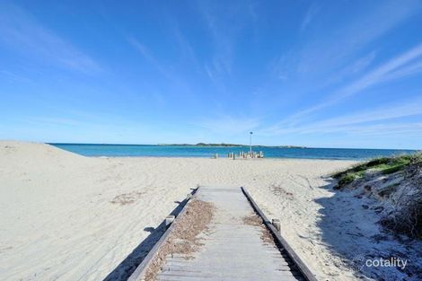 Property photo of 4 Arcadia Drive Shoalwater WA 6169