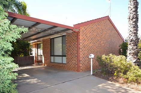 5 Bennett Ct, Griffith, NSW 2680
