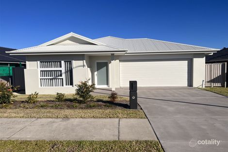 Property photo of 12 Kalang Avenue South West Rocks NSW 2431