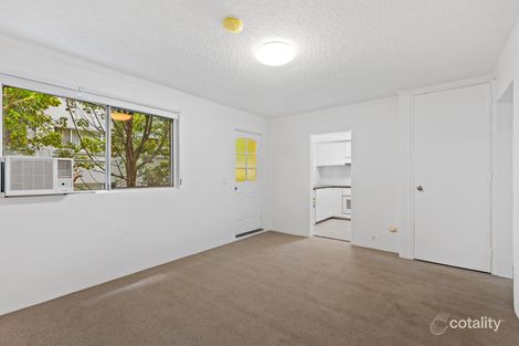 Property photo of 2/15 Holborn Avenue Dee Why NSW 2099