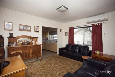 Property photo of 6 Hillbar Rise Karabar NSW 2620
