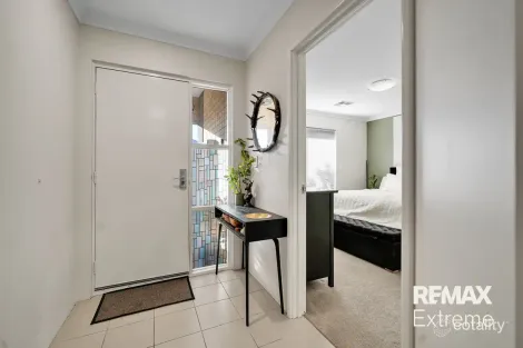 Property photo of 9 Jedburgh Loop Sinagra WA 6065