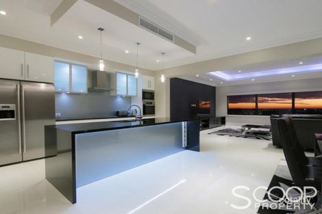 Property photo of 18 Panarea Crest Yangebup WA 6164