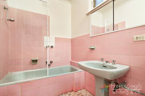 Property photo of 2/64 Broadway Elwood VIC 3184