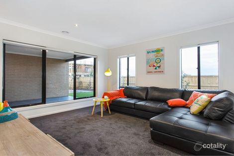 Property photo of 25 Cromarty Crescent Kalkallo VIC 3064
