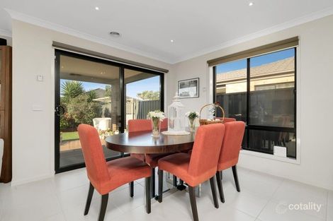 Property photo of 10 Bindarri Road Manor Lakes VIC 3024