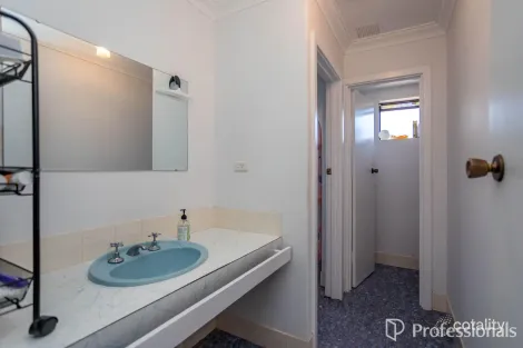 Property photo of 16 Foster Road Kelmscott WA 6111