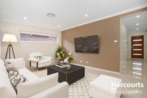 Property photo of 5 Everingham Street Colebee NSW 2761