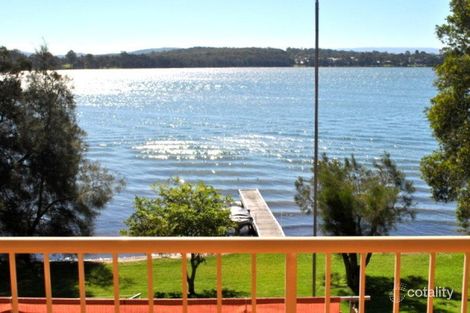 27 Macquarie Rd, Mannering Park, NSW 2259