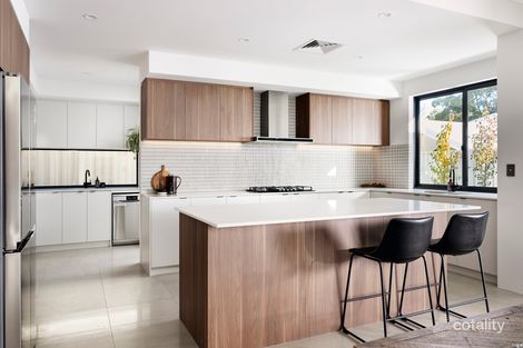 18 Privado Cct, West Pinjarra, WA 6208