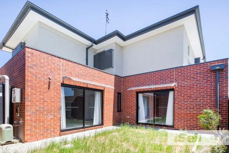 Property photo of 1/1 Pascoe Avenue Springvale VIC 3171