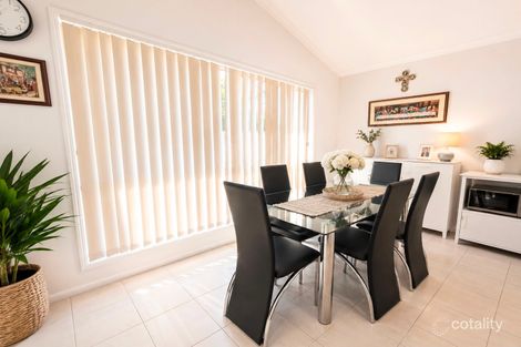 Property photo of 5 Moore Place Forest Lake QLD 4078