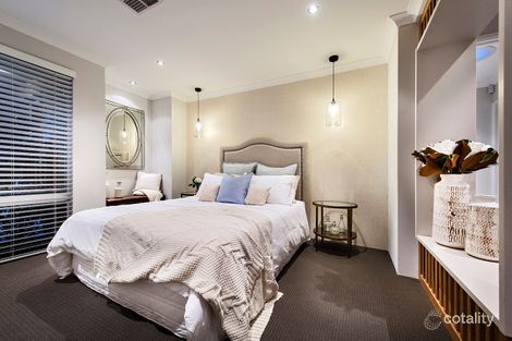 Property photo of 161 Gradient Way Beldon WA 6027