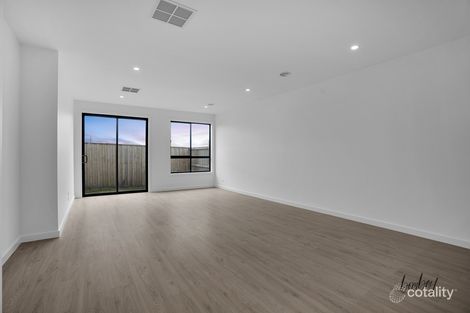 Property photo of 9 Byron Street Donnybrook VIC 3064