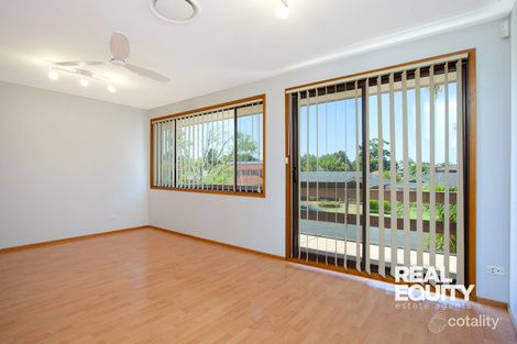 Property photo of 16 Buckingham Crescent Chipping Norton NSW 2170