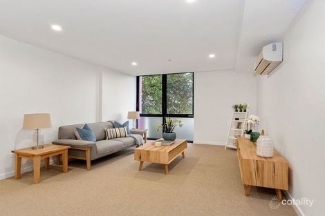 Property photo of 32/1 Asling Street Brighton VIC 3186