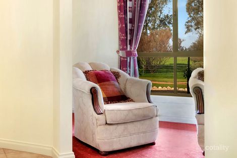 215 College Rd, Wasleys, SA 5400