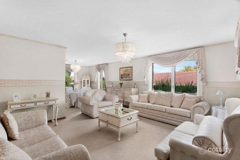 Property photo of 13 Pickering Place Doncaster East VIC 3109