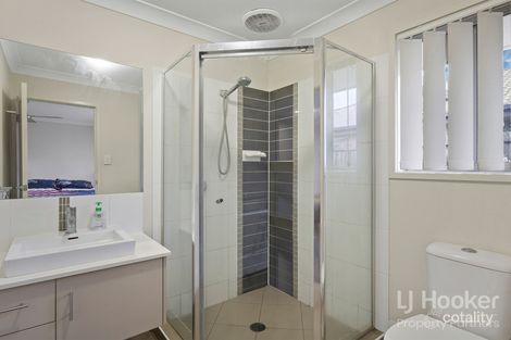 Property photo of 1 Surwold Way Loganlea QLD 4131