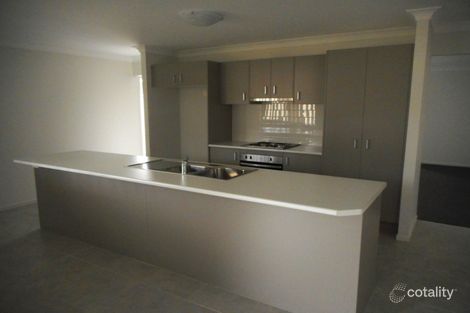 Property photo of 31 Regatta Way Summerland Point NSW 2259