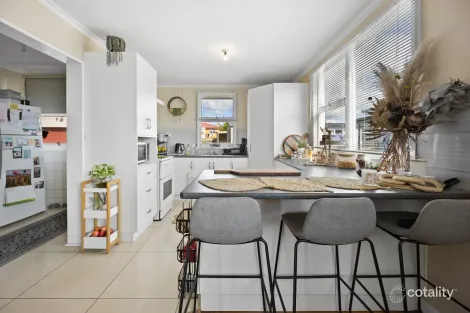 Property photo of 1 Button Street Scottsdale TAS 7260