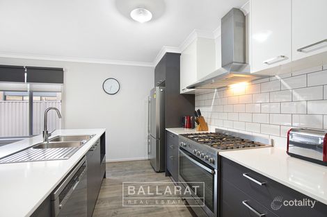 Property photo of 3 Edwina Road Winter Valley VIC 3358