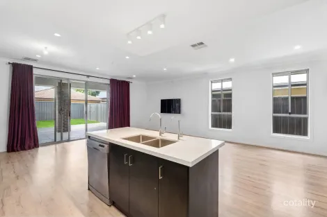 Property photo of 12 Clansman Avenue Windsor Gardens SA 5087