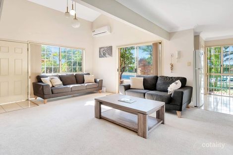 Property photo of 1/8 Doyalson Place Helensvale QLD 4212