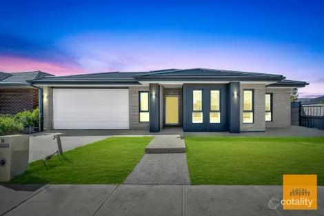 16 Silvereye St, Kurunjang, VIC 3337