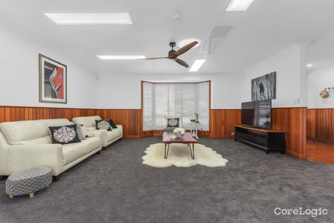 Property photo of 27 Bangalow Street Bridgeman Downs QLD 4035