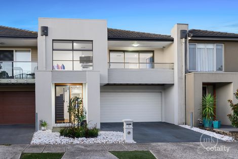 8 Hazelton Dr, Doreen, VIC 3754