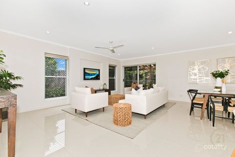 Property photo of 9 Flagstaff Place Upper Kedron QLD 4055