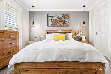 Property photo of 23 Springvale Circuit Cameron Park NSW 2285