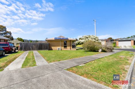 Property photo of 10 Barooga Crescent Churchill VIC 3842