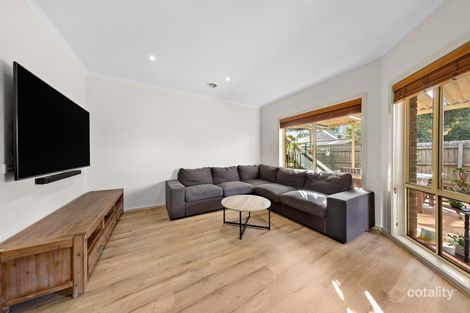 Property photo of 28 Amberlea Circuit Taylors Hill VIC 3037
