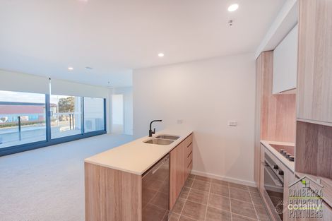 13/1 Anthony Rolfe Ave, Gungahlin, ACT 2912