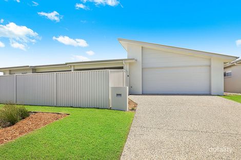 2/1 Ivory St, Caloundra West, QLD 4551