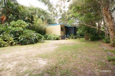 Property photo of 5 Peter Street South Golden Beach NSW 2483