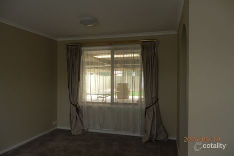 Property photo of 8 Mold Court Evanston Park SA 5116