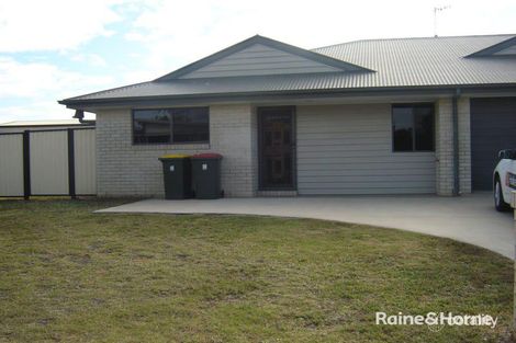 84a/84b Grosvenor Dr, Moranbah, QLD 4744