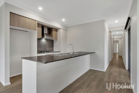 Property photo of 30 Celestial Circuit Tarneit VIC 3029