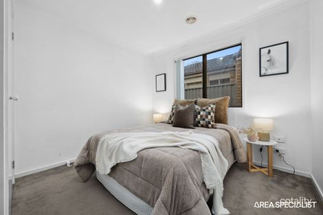 Property photo of 12 Tyndall Street Cranbourne East VIC 3977