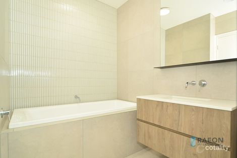 Property photo of 85 Northcote Circuit Burwood East VIC 3151