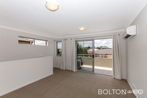 Property photo of 2/21 Excalibur Street Dunlop ACT 2615